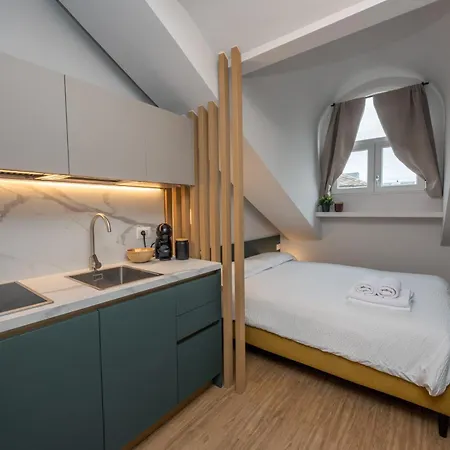 Le Di Marta - My Little Apartment